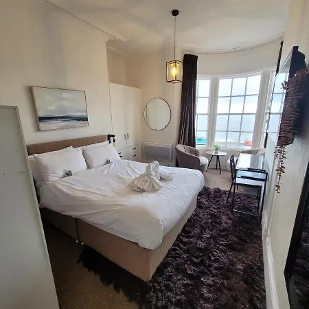 Sea View Flat 2 With Fast Wifi And Free Parking Apartment Scarborough Exterior photo